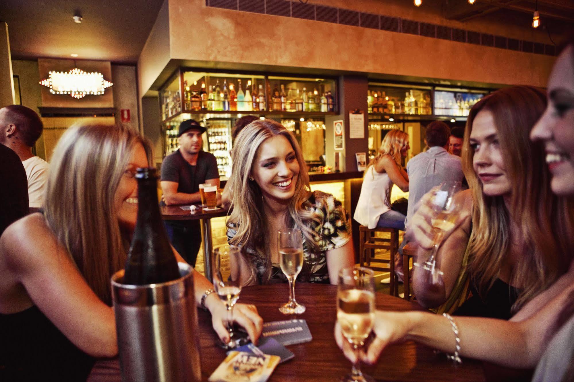 The Burwood Inn Newcastle Dış mekan fotoğraf